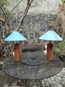 Dua Lampu Meja / Tidur Ex Hotel