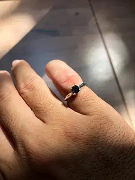 cincin perak berlian hitam
