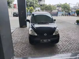 Nissan Serena 2004 Bensin
