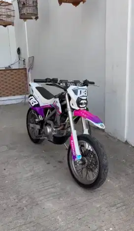 Klx 150  tahun 2016