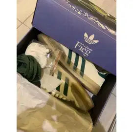 Sepatu Adidas Samba OG KITH x Clarks