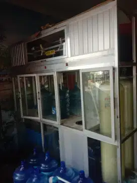 Dijual Satu Set Mesin Depot Air Minum Isi Ulang