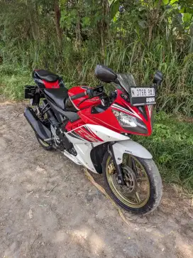 r 15 v2 lengkap hidup