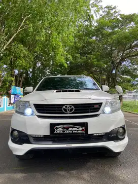 Toyota fortuner vnt s 2014