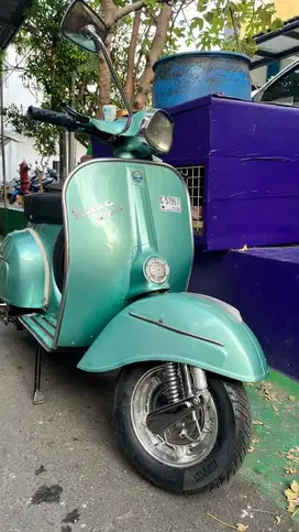 Vespa sprint thn 1974