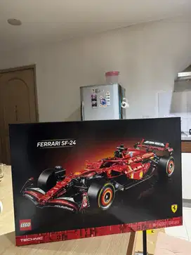 LEGO FORMULA 1 FERRARI SF-24