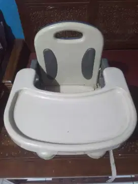 Bangku Bayi untuk Makan Mastela