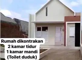 Disewakan rumah di Malang  2 kamar tidur, toilet duduk.