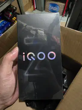 Iqoo z10 ram 12/256 segel dus bs tt dibawahnya