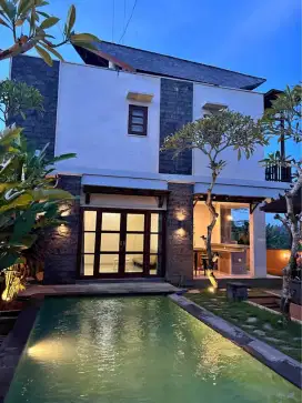 Sale villa mewah 2lt 2are view sawah dkt raya kemenuh sukawati gianyar
