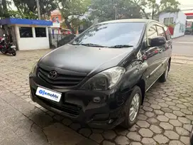 Toyota Kijang Innova 2.0 G Bensin MT 2010