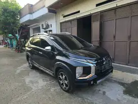 Mitsubishi Xpander Cross Matic AT Tahun 2019 Hitam , 2021