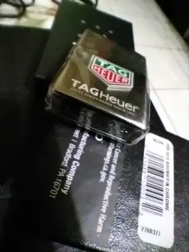 Zippo Lighter Tag Heuer Made In USA Bonus Jam Tag Heuer Smartwatch