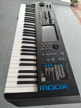 Synth Keyboard Yamaha MODX6