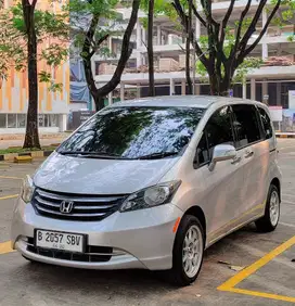Honda Freed 2011 Bensin