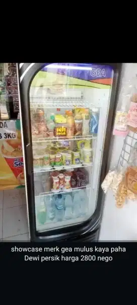 jual showcase merk gea minus pemakaian