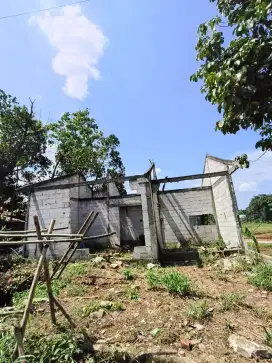 Dijual rumah tanah apa adanya dwkat seepong dan griya indah serpong