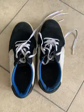 Sepatu Pria Second merk DC size 43