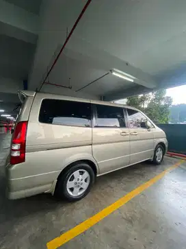 Nissan Serena 2006 Bensin