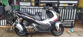 Honda adv 150 cbs