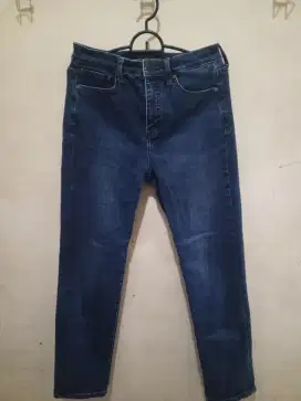 Jeans UNIQLO wanita