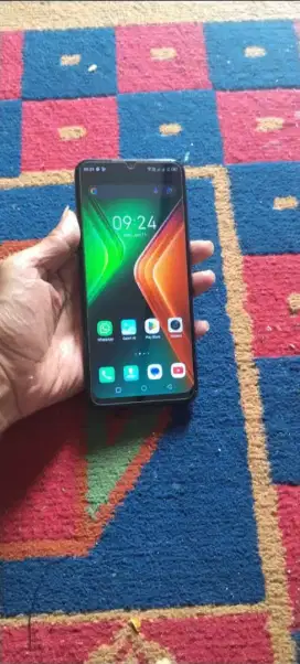 Infinix hot 11 play 4/64gb