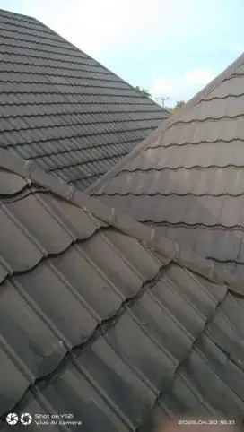 Tukang perbaikan atap bocor dinding dak rembes talang air cat renovasi