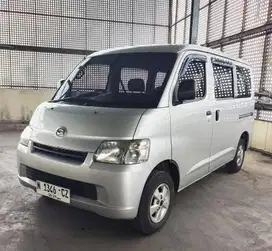 Daihatsu GranMax 1.3 D Manual 2019 Silver