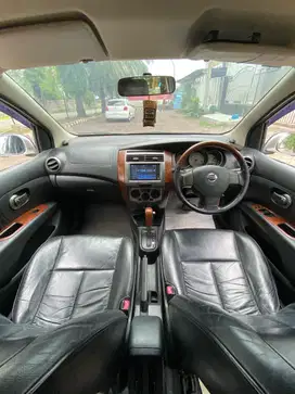 Nissan Livina 2011 Bensin