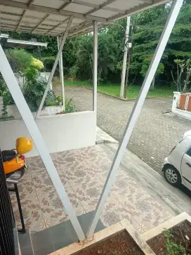 Take Over jual Rumah 2 Lantai loks Di The green hills kalimuya Depok