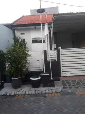 Jual Rumah 2 lt SHM Candi Sidoarjo