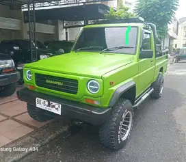 Hot item!! Hiline Pickup 4wd 1990 5 speed