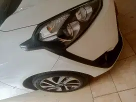 Toyota Sienta Type V. 2017 Bensin
