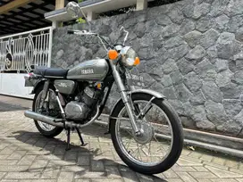 KHUSUS YG CARI MOTOR MULUS ISTIMEWA ANTIK Yamaha RS 100 RX king DT