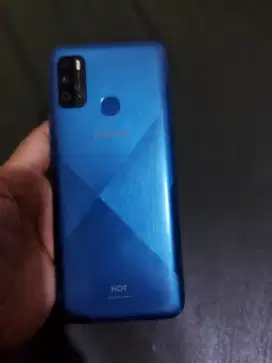 Infinix hot 10 play 3/64 6000mah