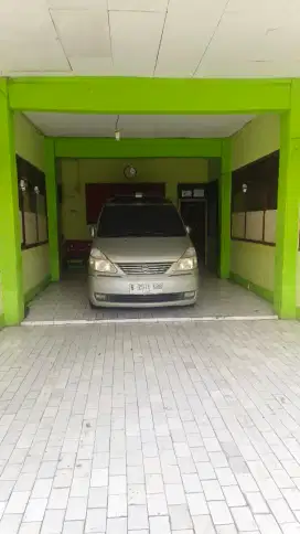 Di jual tanah dan bangunan Sekolah 2 lantai,