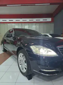 Mercedesbenz S350L CBU CGi engine 18.300km Collector item