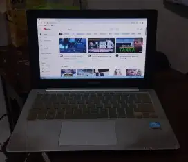 Netbook Asus ram 4/320 batre 2 jam