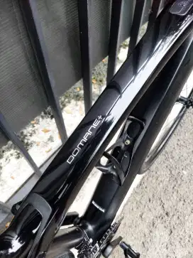 Sepeda TREK Domane+ LT (ebike)