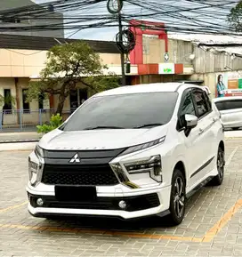 Mitsubishi Xpander Ultimate CVT Putih 2022