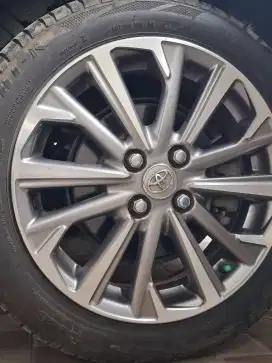 Velg oem ring 16 yaris trd