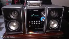 SAMSUNG. MM - DT8  MICRO HIFI