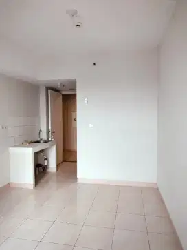 Dijual Cepat Studio Kosong plus AC di Apt The Springlake