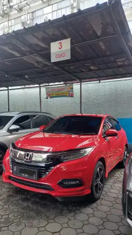 HRV prestige 1.8 tipe tertinggi