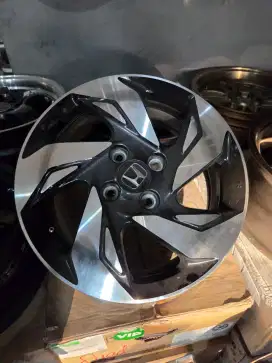 Velg oem honda mobilio RS.R15 pcd 4x100 ada 4bj