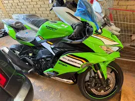 New Ninja ZX 25R (Motor Baru)