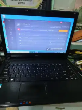 Laptop acer 4738z