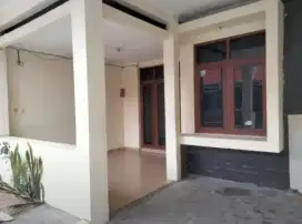 Sewa Setra Dago Antapani 1.5 Lantai