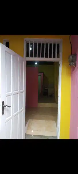 Di kontrakan rumah perbulan