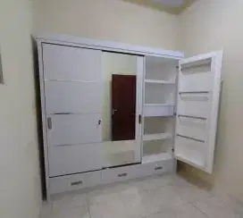 Almari baju pintu geser hpl